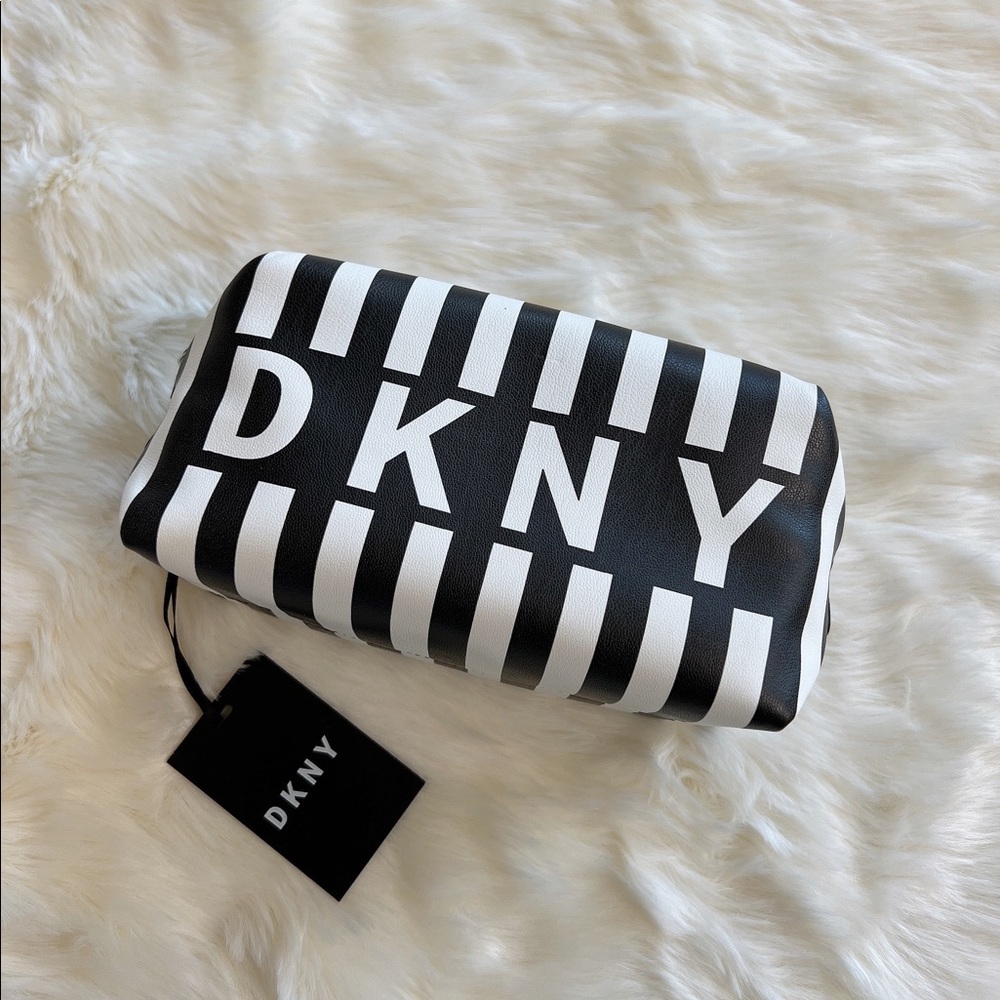 NWT🖤 DKNY Stripe Logo Cosmetic Pouch